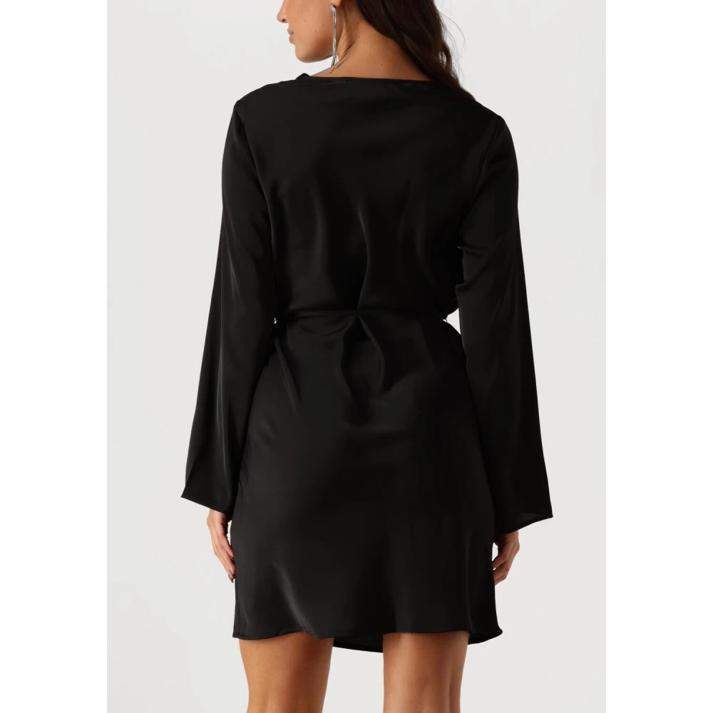 NEO NOIR Zwarte Satijnen Elegante Jurk Black Dames