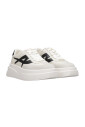 instant-sneakers