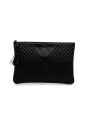 pre-owned-cuir-pochettes-minaudieres