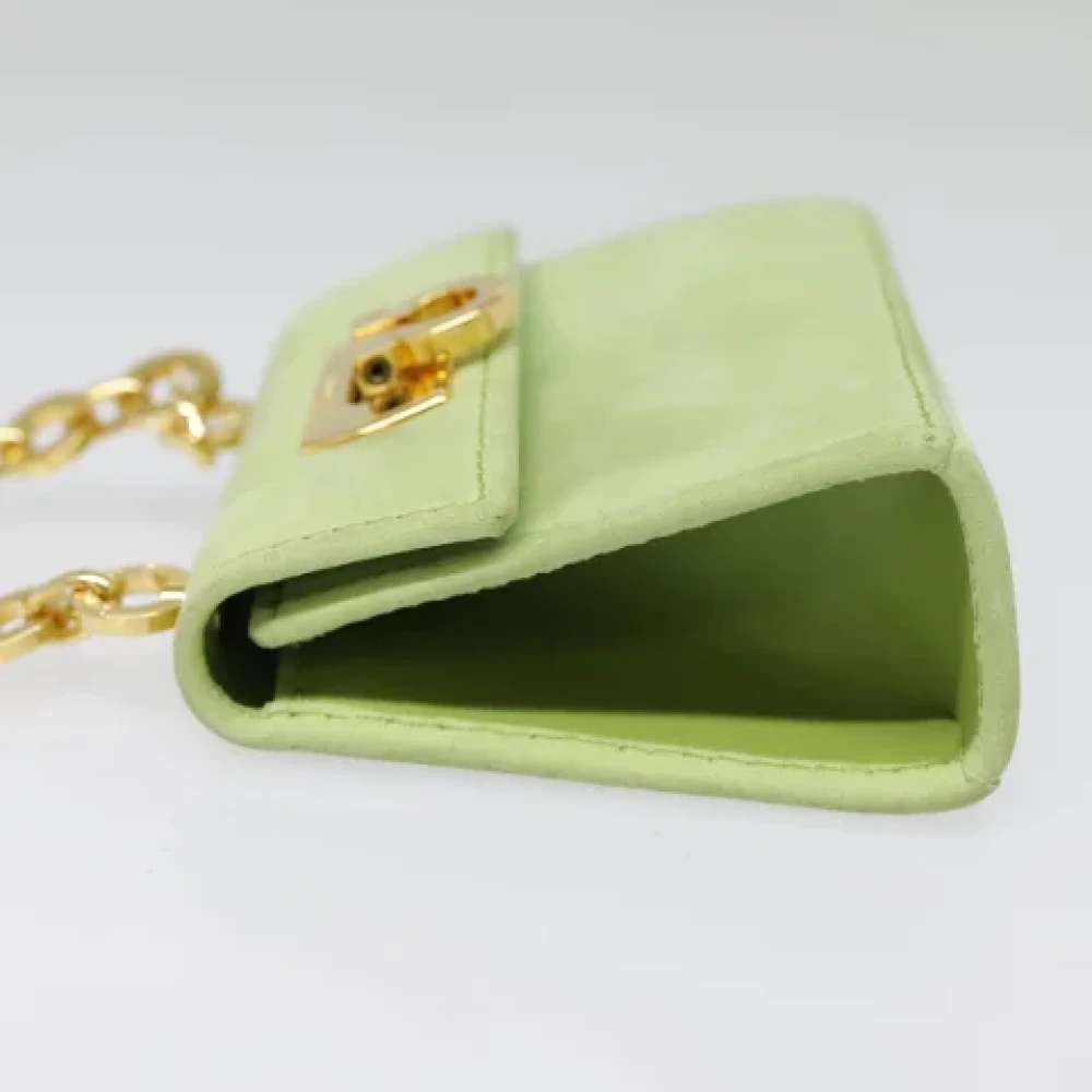 Salvatore Ferragamo Pre-owned Suede shoulder-bags Green Dames