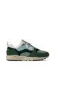 sneakers-de-style-retro-avec-des-materiaux-de-qualite-superieure