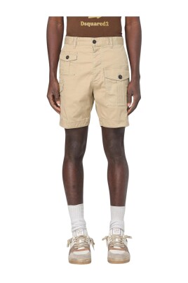 short-cargo-beige-avec-poches-multiples