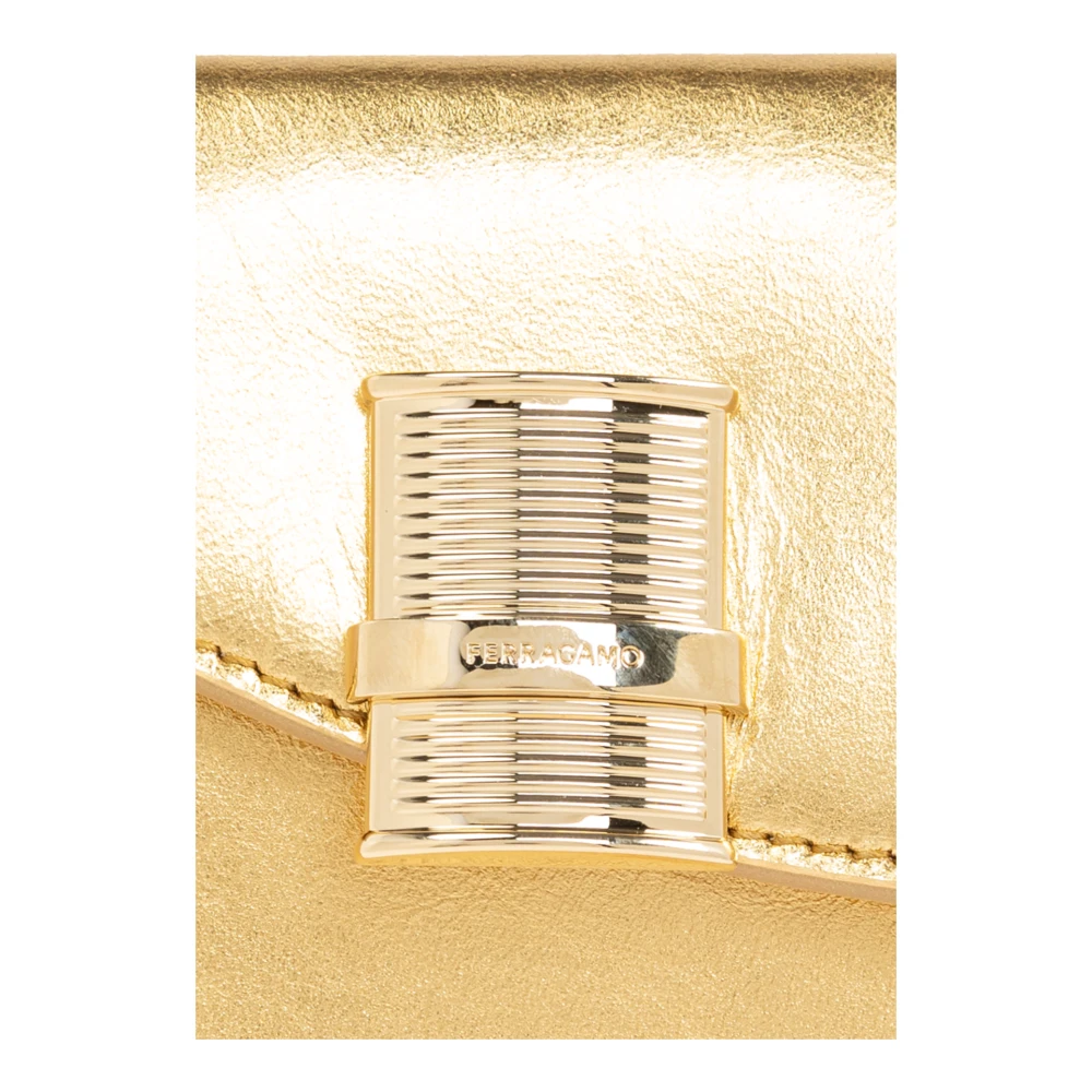 Salvatore Ferragamo Leren portemonnee Yellow Dames