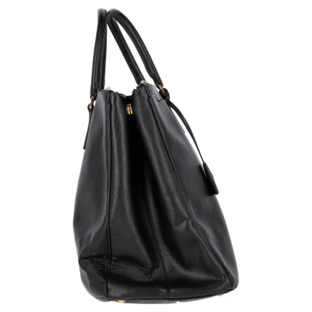 Prada Vintage Pre-owned Leather handbags Black Dames