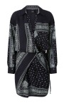 viscose-jurk-met-bandanaprint-lange-mouwen
