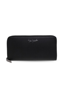leather-wallet-from-the-discord-collection