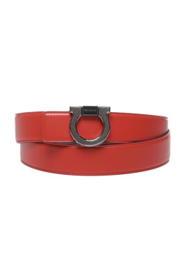 red-calfskin-belt-with-metal-buckle