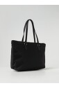 sac-fourre-tout-noir-design-elegant