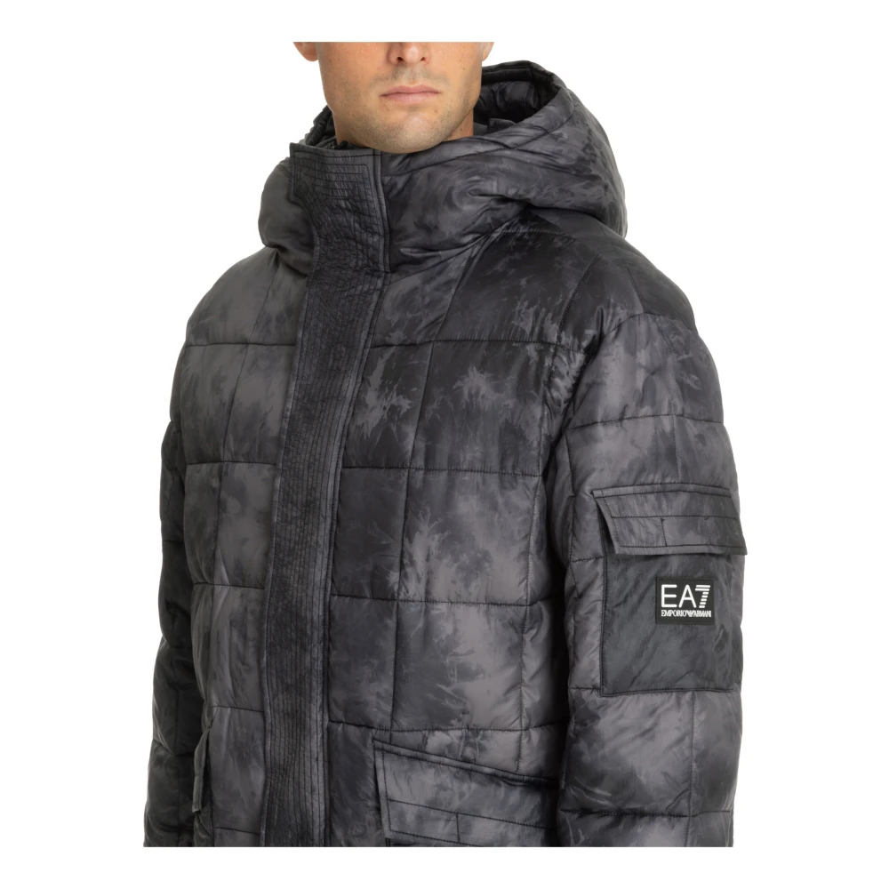 Emporio Armani EA7 Abstracte gewatteerde jas met capuchon en klittenband- en ritssluiting Black Heren
