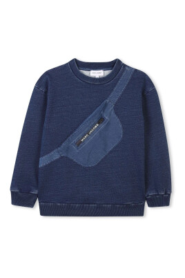 pull-bleu-avec-poche-a-fermeture-eclair