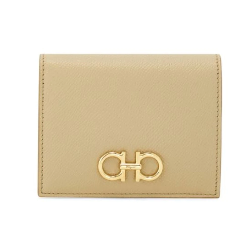 Salvatore Ferragamo Stijlvolle Portemonnees Collectie Beige Dames