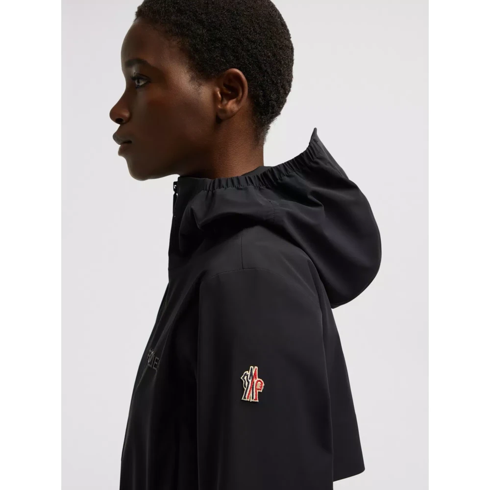 Moncler Zwarte jassen met warmte-gesealde naden Black Dames