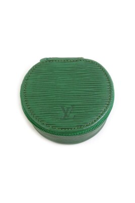 pre-owned-leather-louis-vuitton-bags