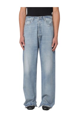 split-hem-wide-leg-jeans