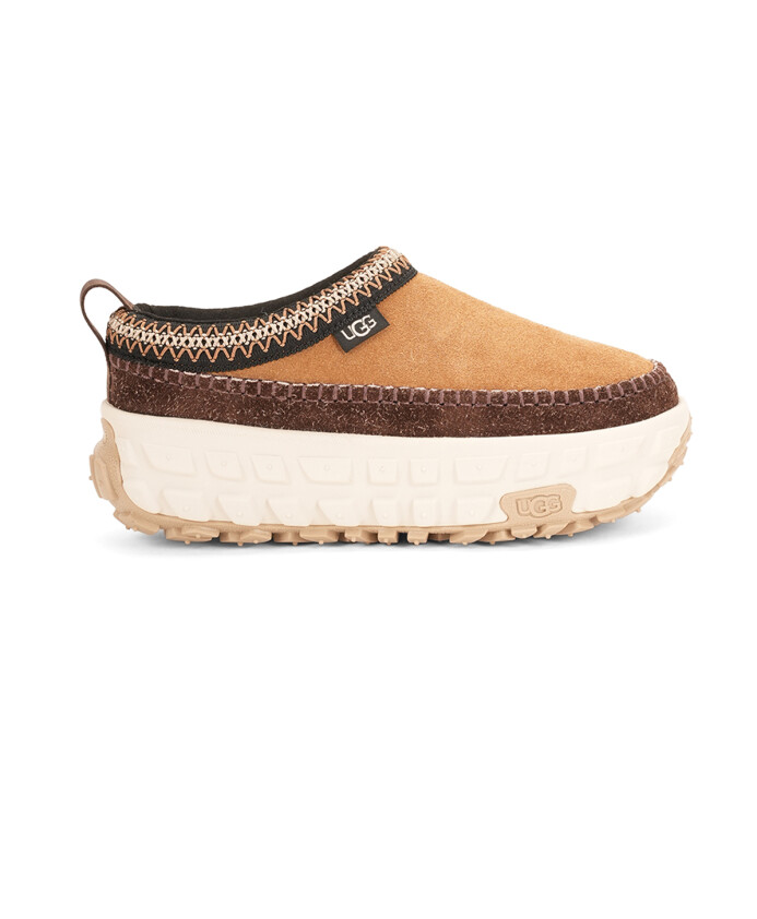 chaussures-plates-en-daim-avec-details-en-tissu
