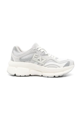 white-sneakers-chunky-rubber-sole-logo