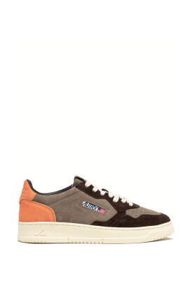 sneakers-plats-colores-modele-medalist