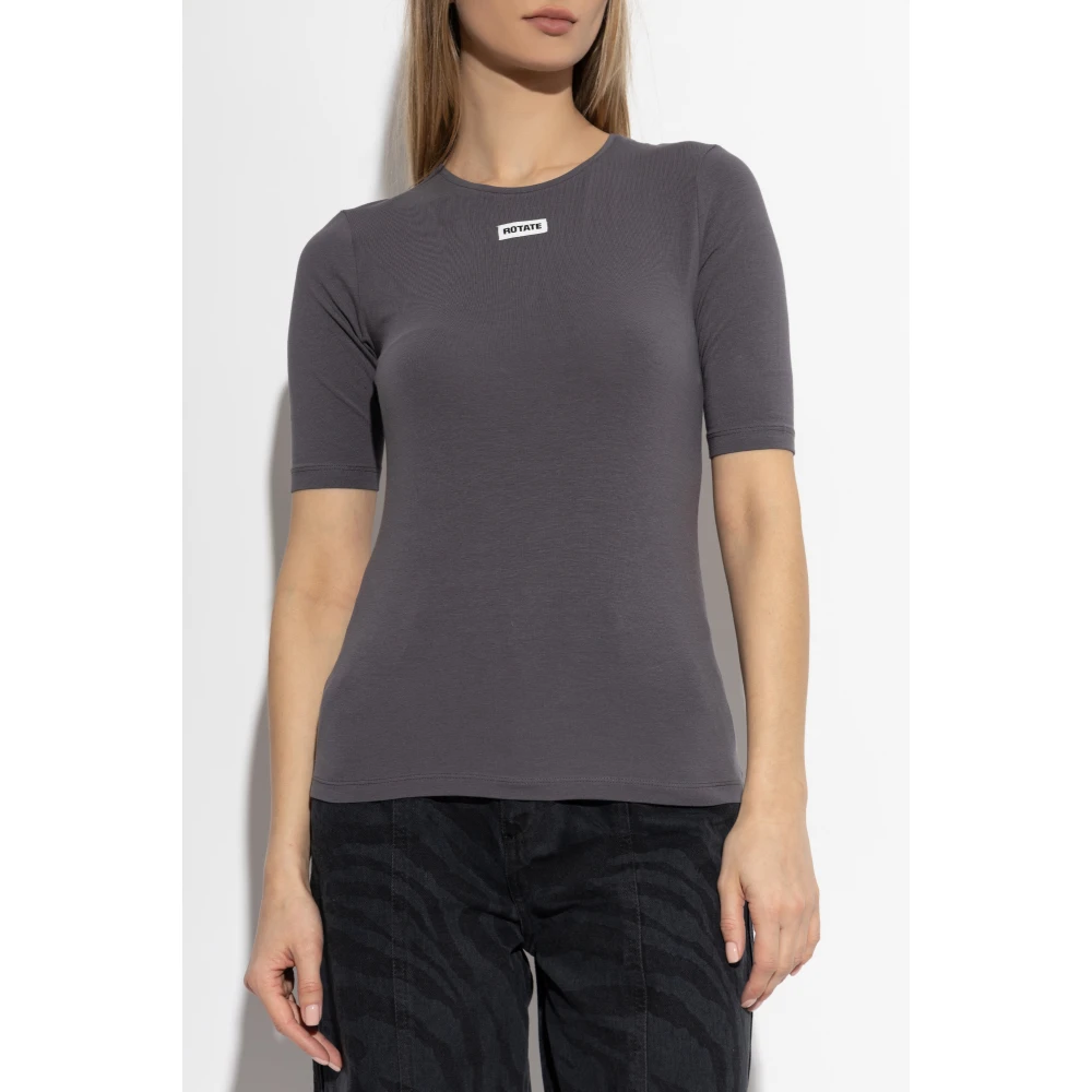 Rotate Birger Christensen T-shirt met Logo Patch Gray Dames