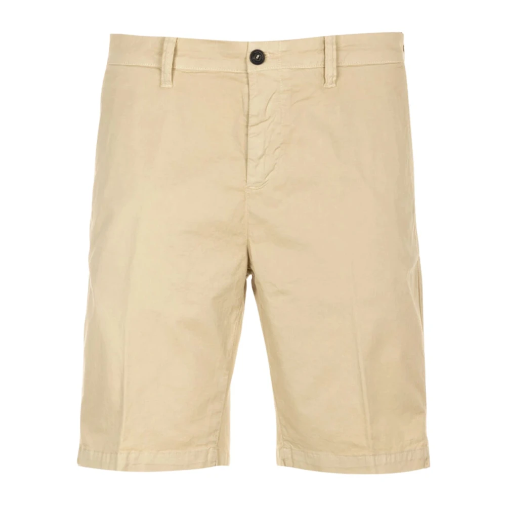 Roy Roger's Men's Beige Logo-Patch Shorts - Casual Shorts - W36 - Shorts