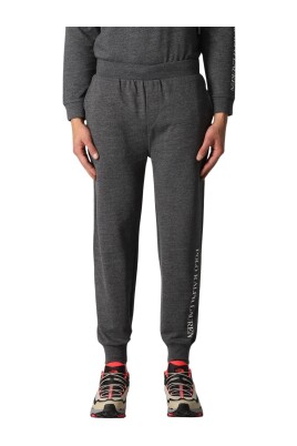 logo-side-sweatpants-stylish-and-comfortable
