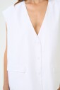gilet-en-lin-blanc-lumineux