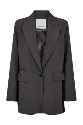 oversize-panel-blazer