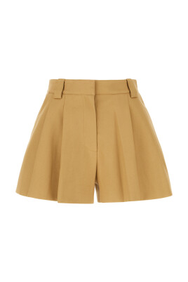 collection-de-t-shirts-et-shorts-decontractes