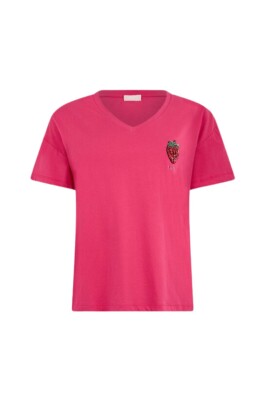 strawberry-motif-cotton-t-shirt