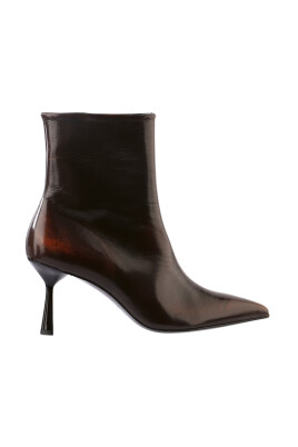 brown-ankle-boots-for-women