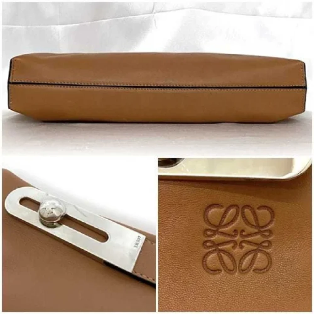 Loewe Pre-owned Leather handbags Brown Dames