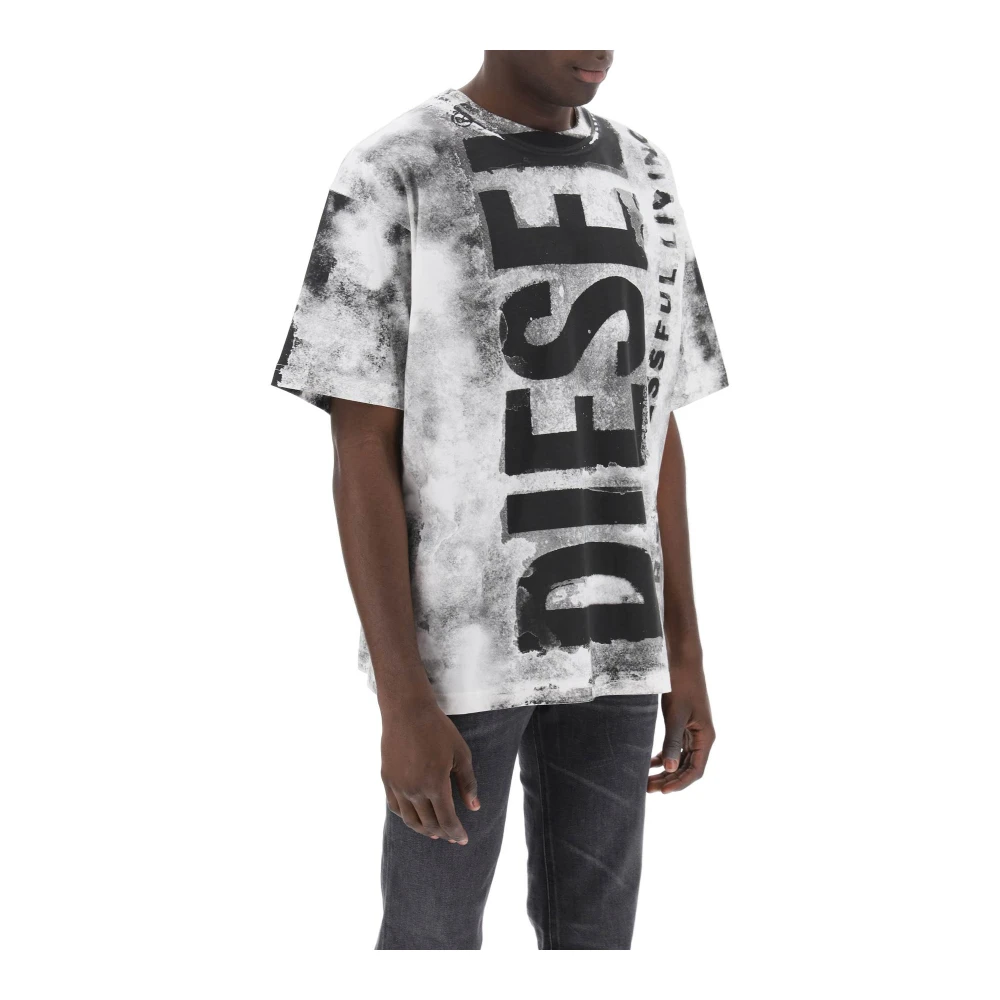 Diesel T-shirt met bedrukt logo en oversized ontwerp Gray