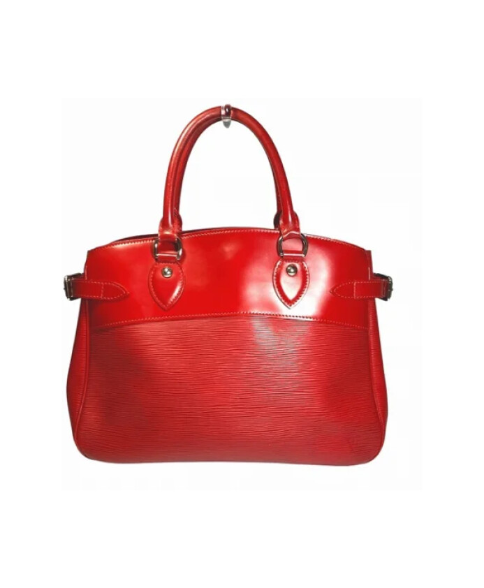 pre-owned-leather-louis-vuitton-bags