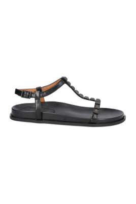 flatsandaler-med-snygga-nitar