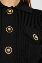 pull-en-dentelle-avec-col