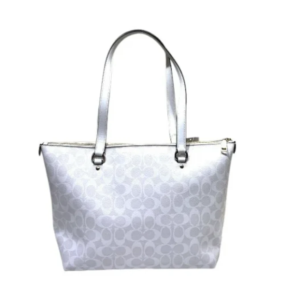 Coach Pre-owned Leather shoulder-bags White Dames
