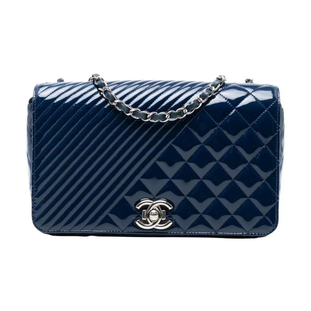 Chanel Vintage Women's Blue Pre-Owned Quilted Flap Bag