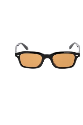 stylish-sunglasses-for-sunny-days