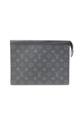 pre-owned-canvas-clutches