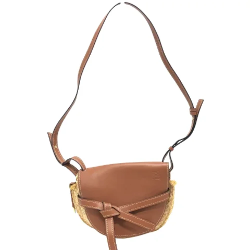 Loewe Pre-owned Leather shoulder-bags Brown Dames