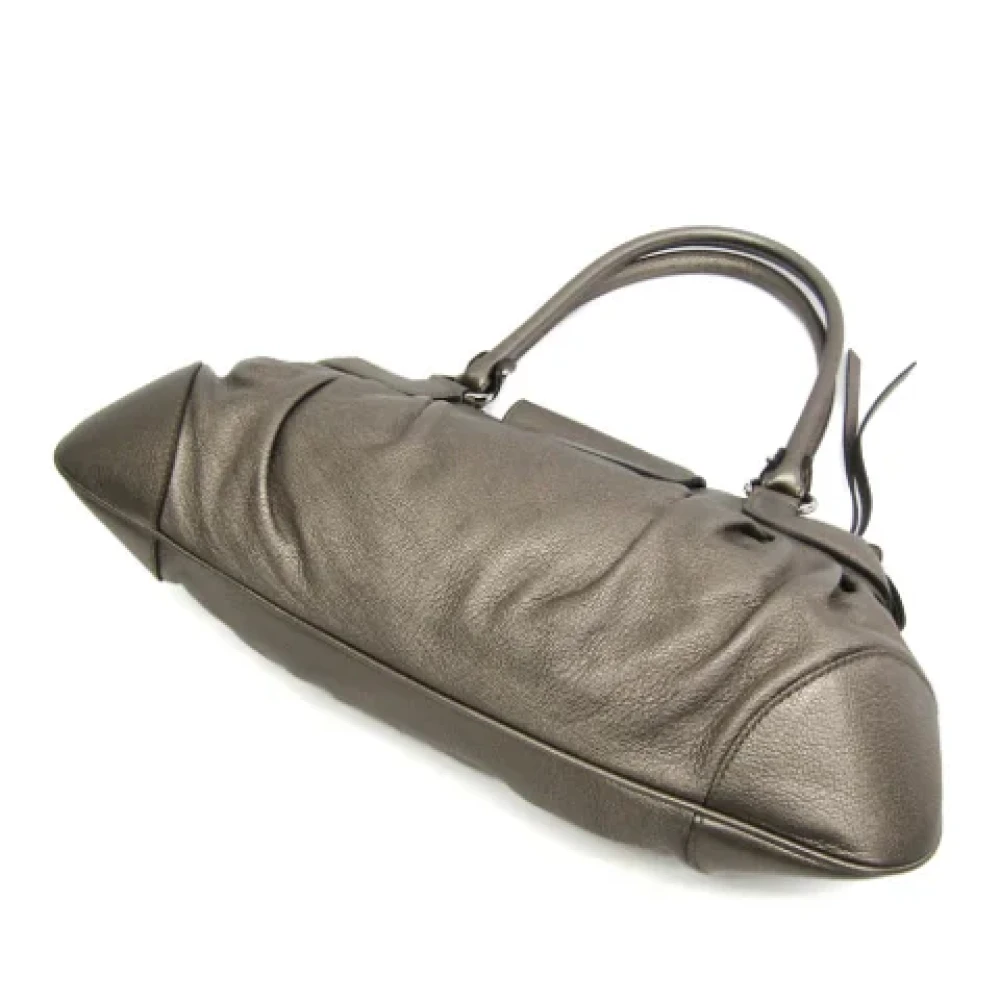 Salvatore Ferragamo Pre-owned Leather totes Beige Dames