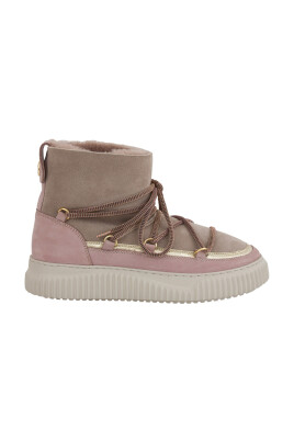 urban-purple-sneakers