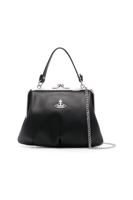 black-frame-purse