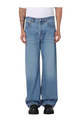jean-loose-fit-bleu