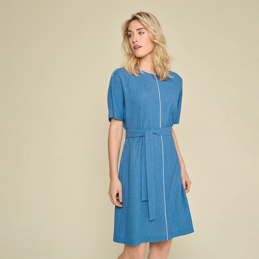 Marie Méro Blauwe Crepe Jurk met Kamel Manchetten Blue Dames