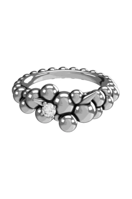 Ring med spetsig boll och diamant