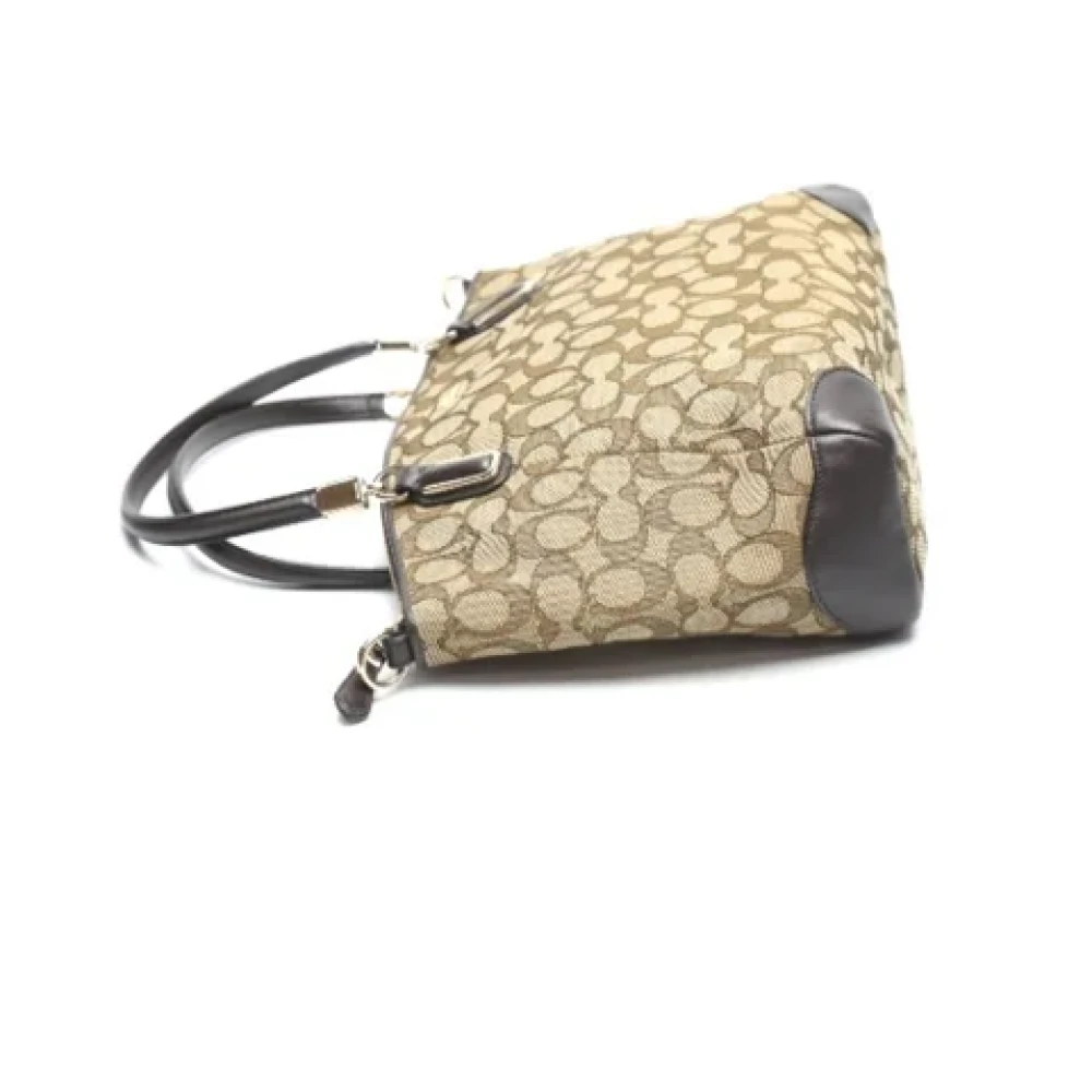 Coach Pre-owned Leather shoulder-bags Beige Dames