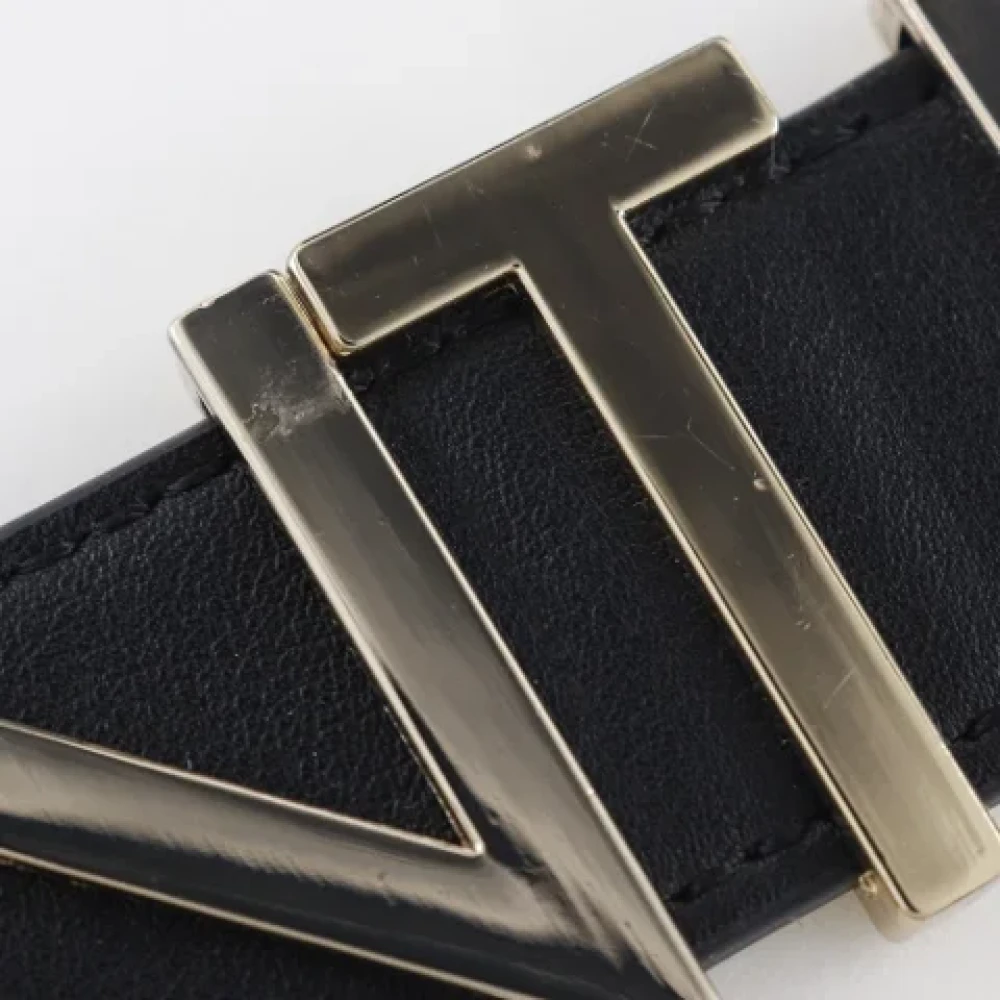 Valentino Vintage Pre-owned Leather shoulder-bags Black Dames