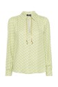 chemisier-vert-a-imprime-monogramme-et-detail-de-chaine