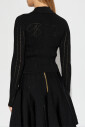 pull-en-dentelle-avec-col
