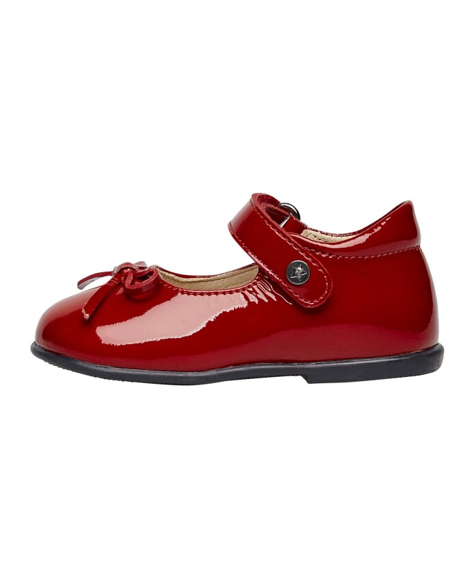 patent-leather-ballet-flats-with-strap-ballet